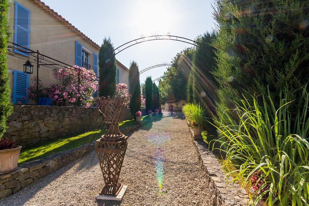Hotel La Bastide de Valbonne Exterior foto